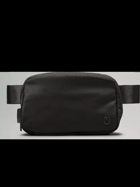 lululemon athletica Black Compact Travel Waist Pack